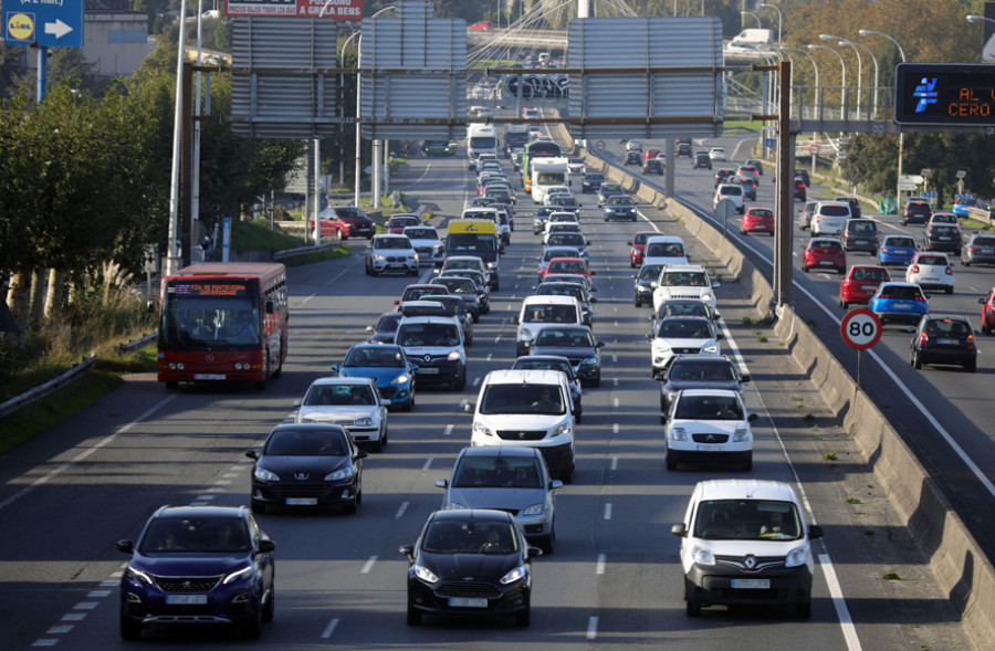 La DGT prevé 1.637.100 desplazamientos en las carreteras de Galicia en la operación especial de Navidad