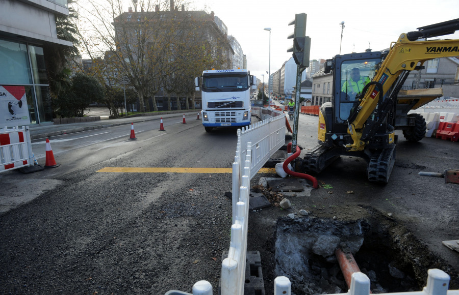 El viaducto de la ronda de Nelle ya cuenta con uno de los carriles nuevos