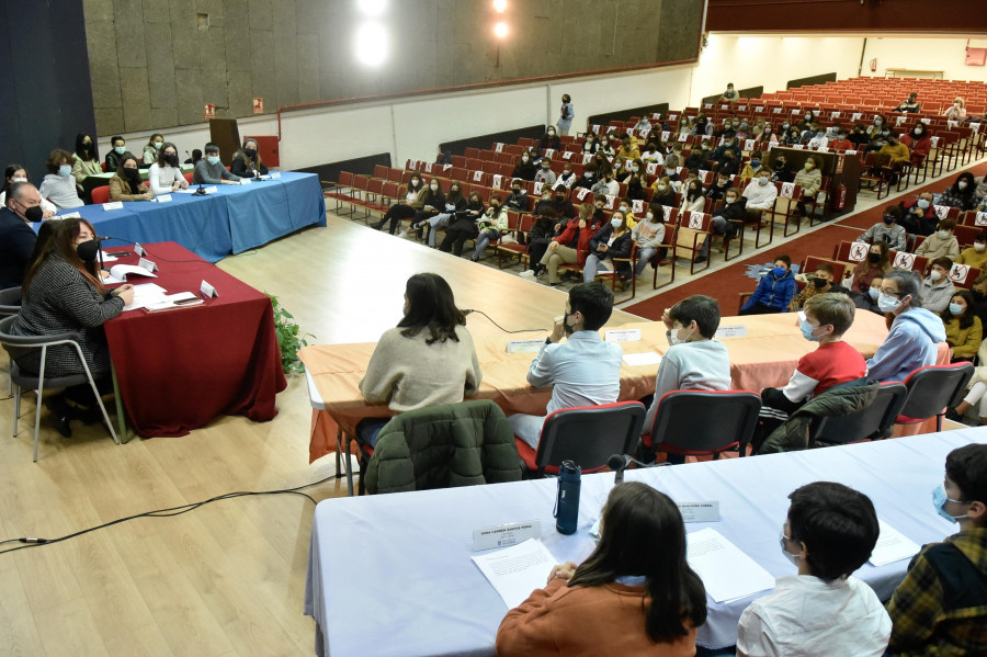 El pleno infantil regresa a Culleredo en una edición marcada por la recuperación social