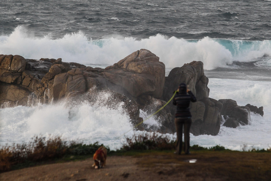 Activada la alerta naranja para este viernes por temporal costero en las provincias de A Coruña y Lugo