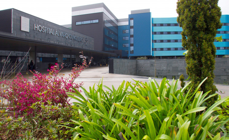 Galicia confirma los dos primeros casos de la variante ómicron, detectados en el área de Vigo y 10 en estudio