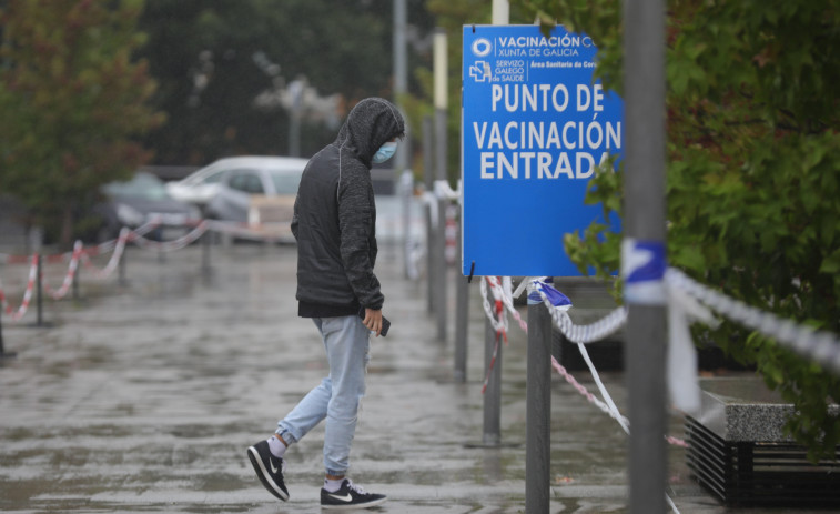 Las personas que se hayan contagiado de covid deberán esperar un mes para recibir la dosis de refuerzo