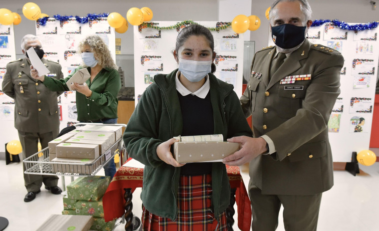 El Museo Militar entrega los premios de su concurso de postales