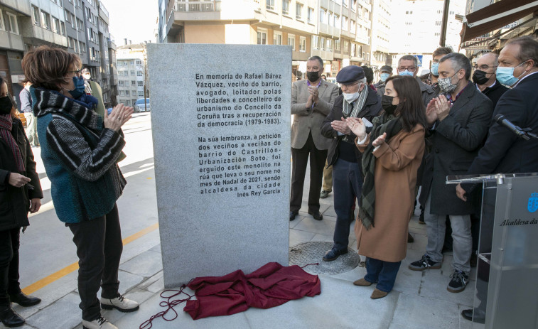 El Gobierno local termina la reforma integral de la calle de Rafael Bárez