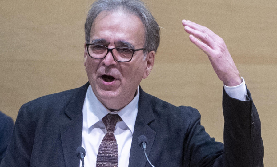 Un hombre de férreos principios