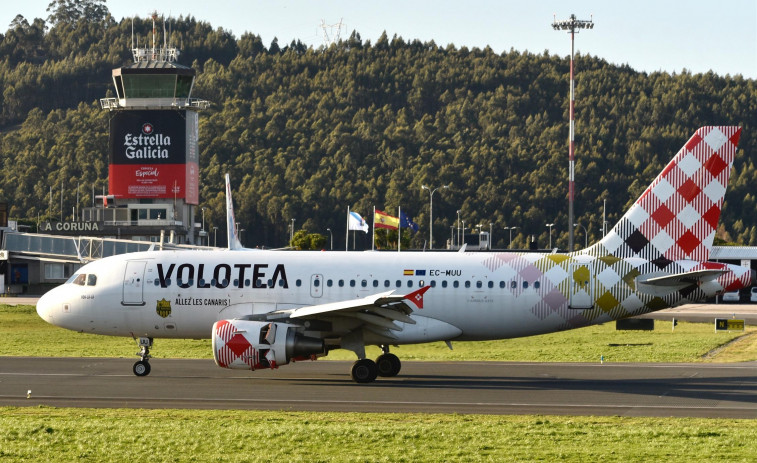 La conexión con Menorca se despide del aeropuerto de Alvedro hasta el mes de mayo