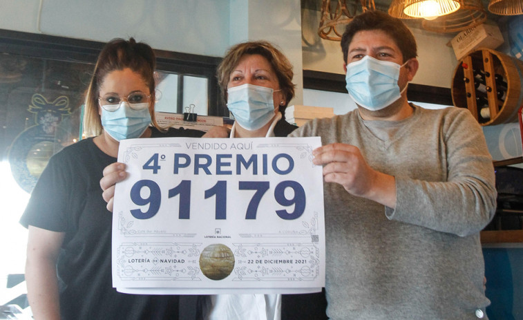 Una cafetería de A Zapateira reparte dos décimos del 91179, uno de los Cuartos Premios
