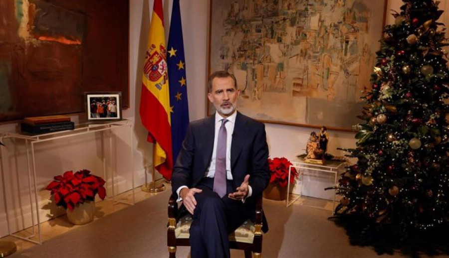 Felipe VI pide responsabilidad frente a la COVID para "no dar pasos atrás" en su discurso de Nochebuena