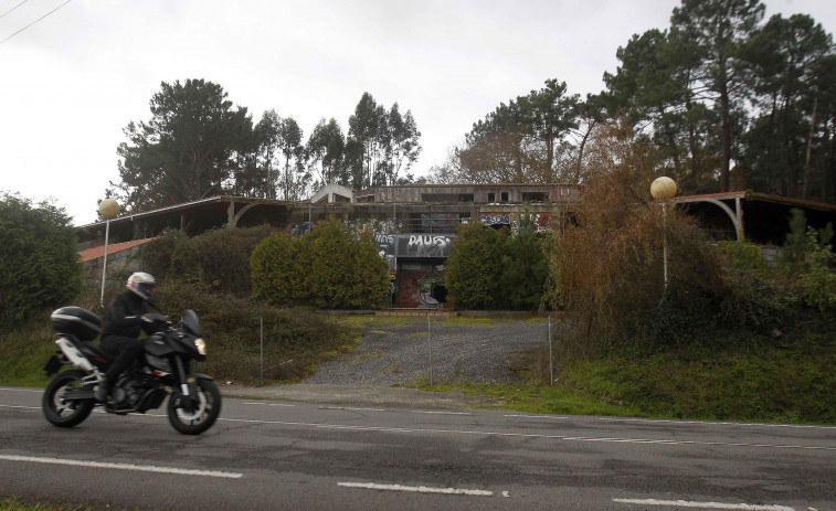 Un área de autocaravanas activará la “resurrección” del complejo de El Bosque