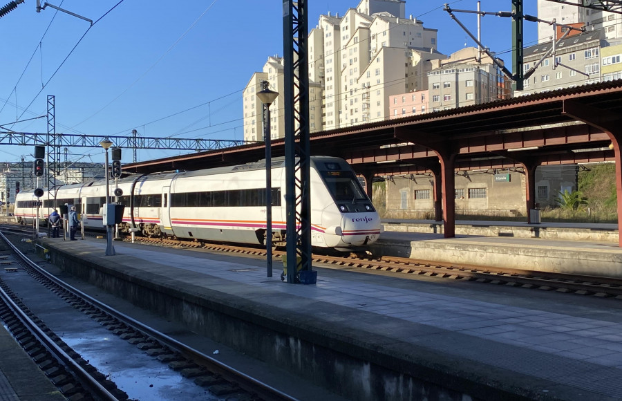 Viajar desde A Coruña por Galicia llega a doblar los tiempos del AVE