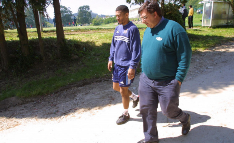 Luto en el RC Deportivo por el fallecimiento del doctor César Cobián