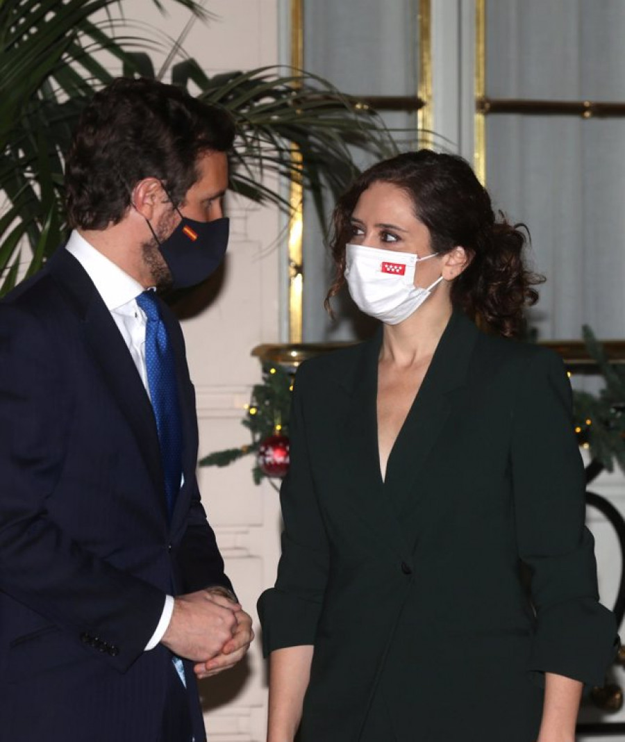 Casado no se pronuncia sobre si apoya a Ayuso como presidenta del PP de Madrid y elogia la labor de todos sus 'barones'