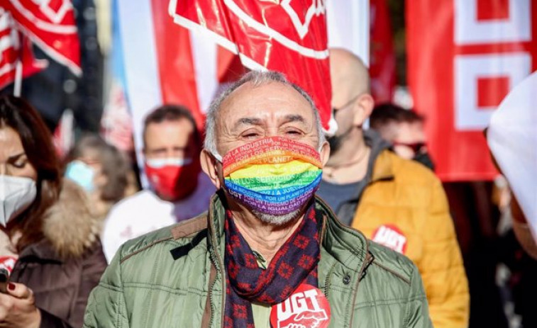UGT pide subir el SMI a 1.000 euros en 2022 y reclama a CEOE negociar alzas salariales para los convenios