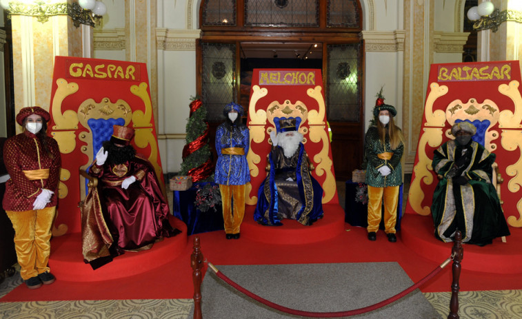 La cabalgata de Reyes tendrá quince carrozas, cuatro trenes y catorce compañías artísticas