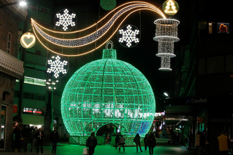 Vigo retrasará una semana el apagado del alumbrado navideño y las atracciones