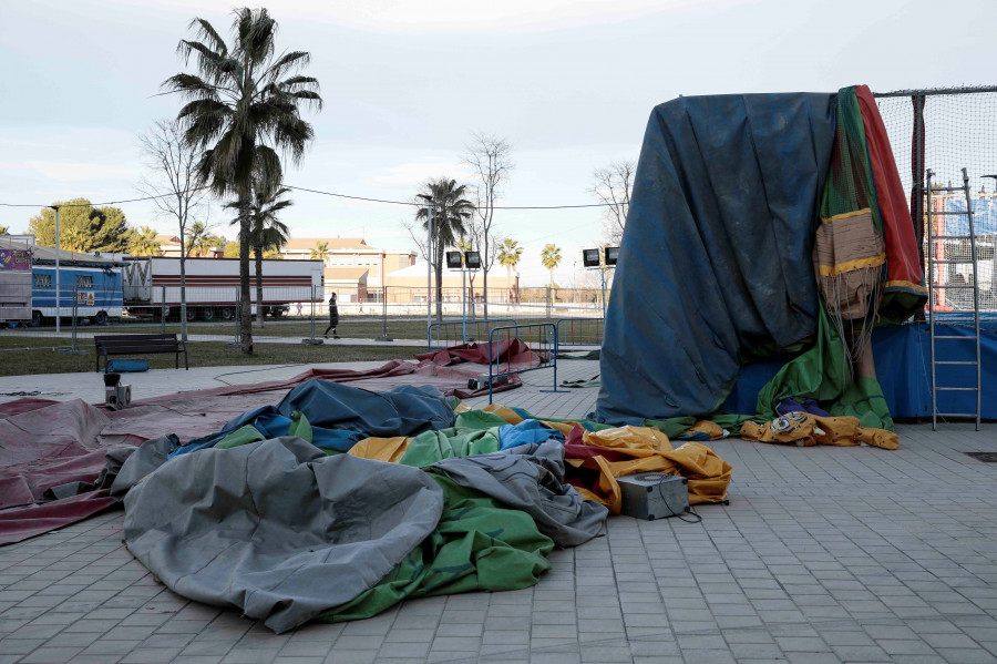 Fallece la menor de ocho años herida al tumbar el viento un hinchable en la Feria de Mislata