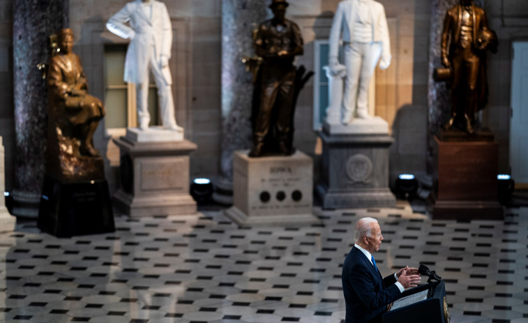 Biden culpa del asalto al Capitolio a Trump, sus 
