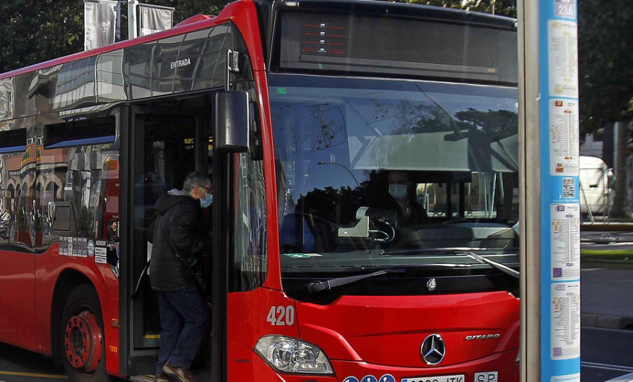 El diseño de las nuevas marquesinas del bus vuelve a licitación  tras quedar desierto  el primer contrato