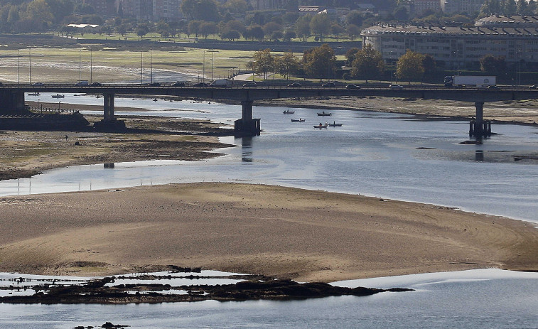 La Xunta urge a Madrid a aclarar las indemnizaciones a los mariscadores