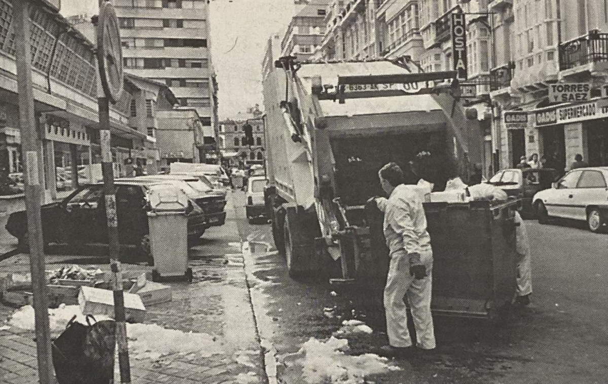 Camión de la basura en A Coruña en 1997
