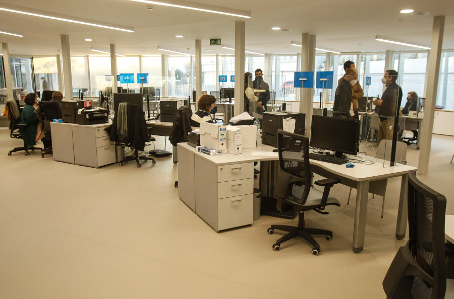 A Coruña estrena una oficina de empleo en el nuevo Espazo Amizar