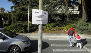Los vecinos de Elviña denuncian problemas de accesibilidad en dos pasos de peatones del barrio
