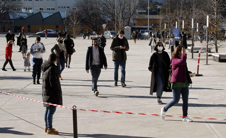 Los casos activos del área coruñesa bajan por primera vez desde noviembre