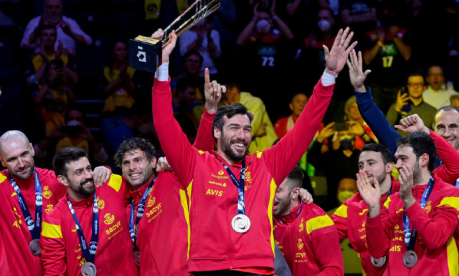 España se queda a las puertas de su tercer oro consecutivo en balonmano