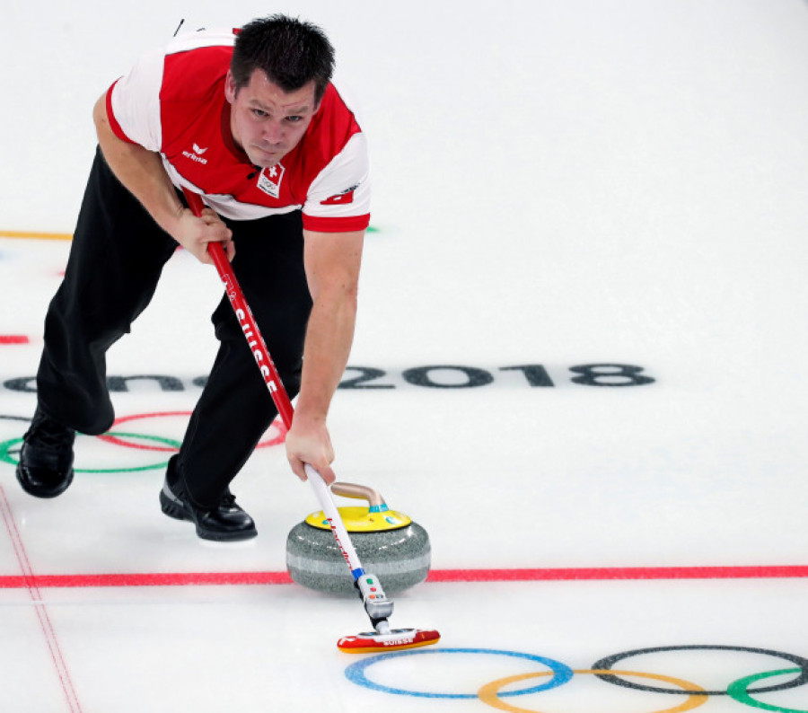 El curling mixto abre los Juegos con el ‘gallego’ Martín Ríos