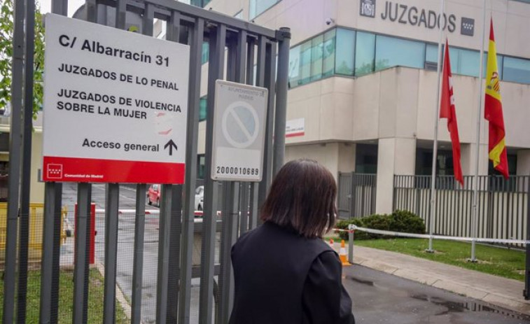 Al banquillo un exconcursante de 'GH Revolution' por abusos sexuales durante una fiesta en la casa de Guadalix