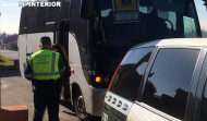 Investigan a un conductor de bus escolar en Ordes y a su hermana por manipular los datos del tacógrafo