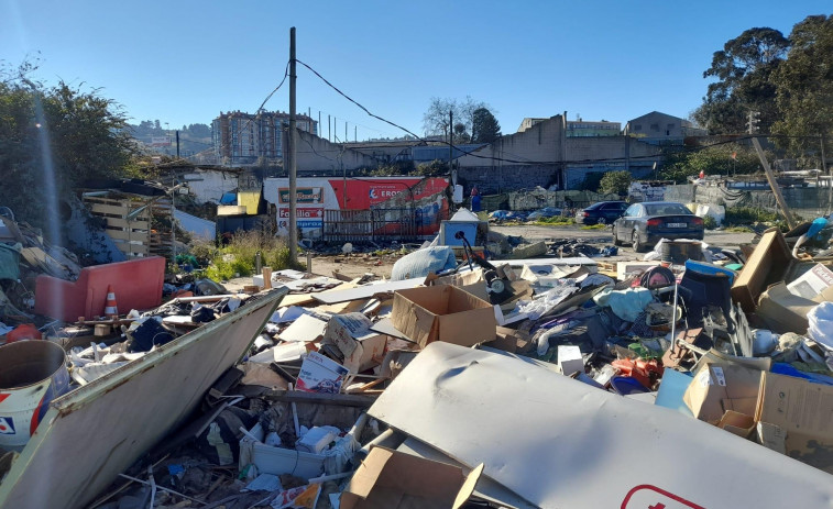 El Ayuntamiento confía en el desalojo voluntario del último de A Pasaxe