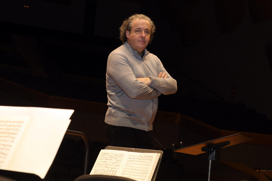 Juanjo Mena: “El trabajo que hace la Sinfónica con los coros no tiene precio”
