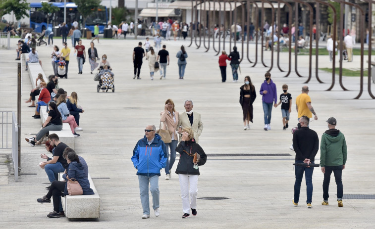 La mortalidad cae un 16% respecto a 2021, pero continúa siendo un 5% más que antes de la pandemia