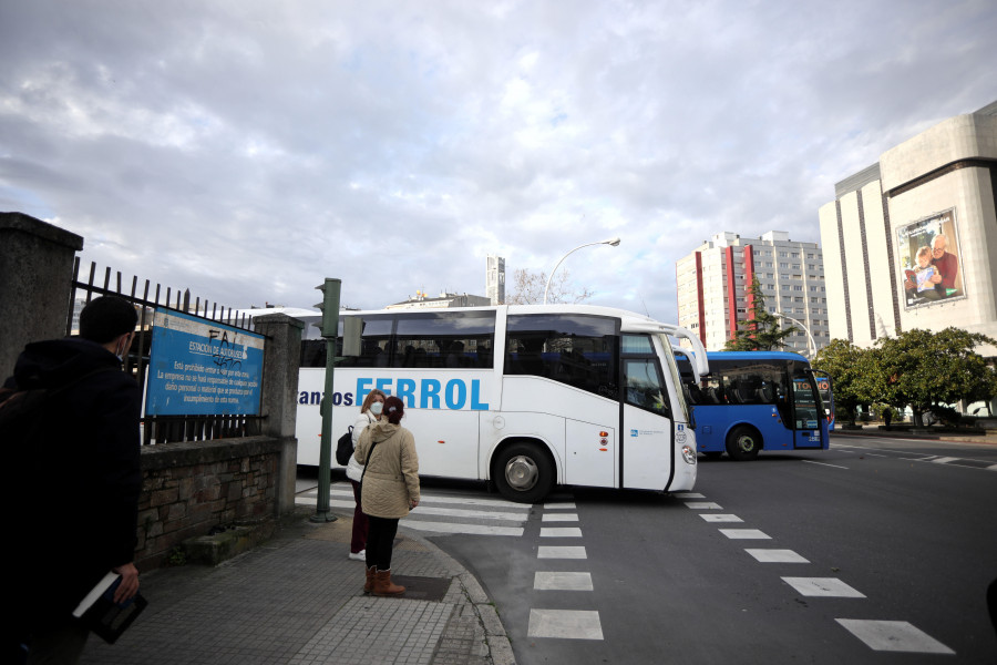 Crece el malestar en la comarca por la situación del servicio de autobús de A Coruña a Ferrol