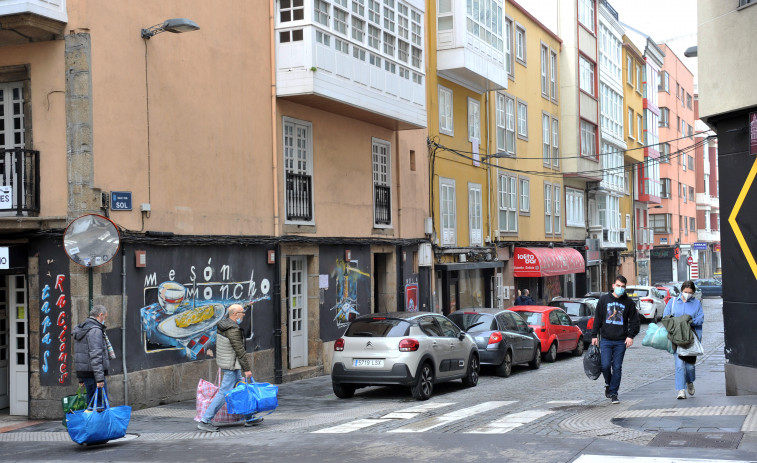 Los vecinos del Orzán presentan ante la Valedora dos nuevas denuncias por ruido