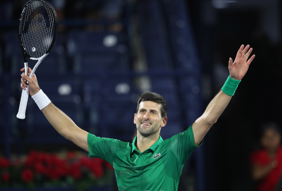 Novak Djokovic retorna a las pistas con una solvente victoria ante Musetti en Dubai