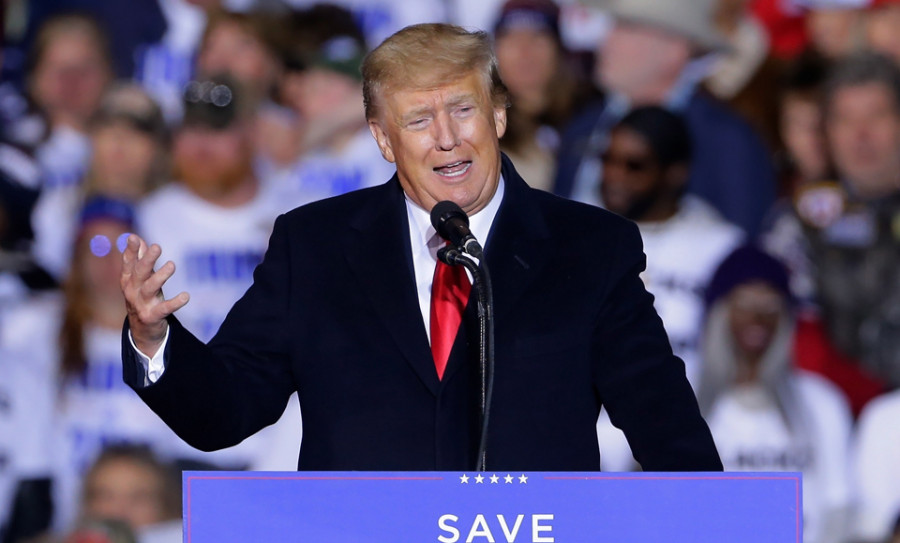 Trump choca con la corte que estudia si puede ir a juicio por el asalto al Capitolio