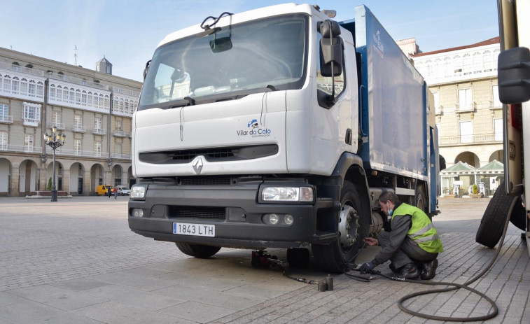 Un ataque vandálico masivo paraliza el servicio de recogida de basuras de la ciudad