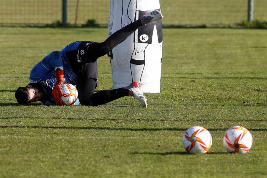 Trabajo extra para Pablo Brea, que puede ser titular