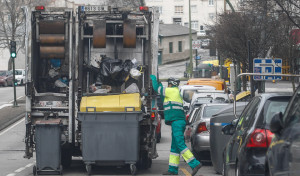 El Ayuntamiento declara el estado de emergencia por la basura acumulada