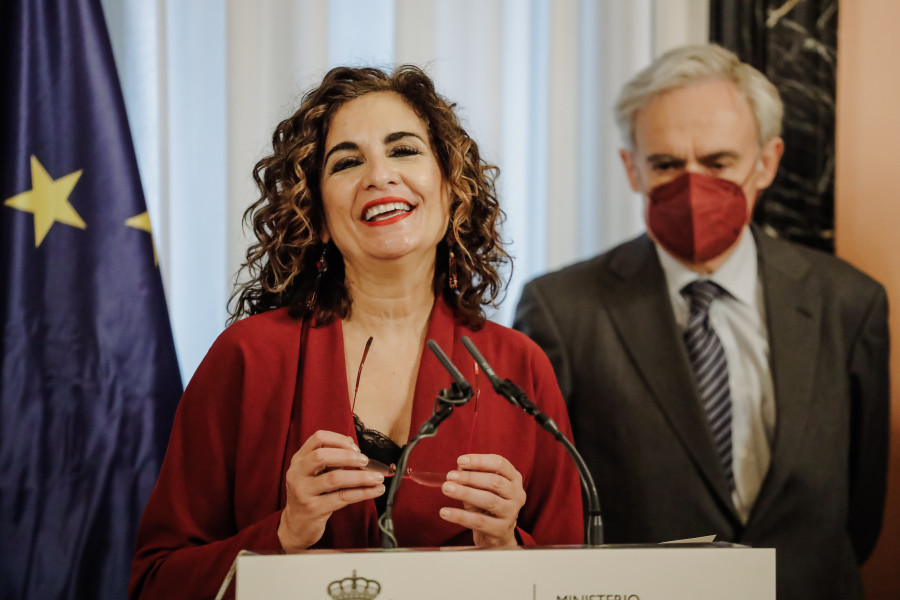 El PP acusa a María Jesús Montero de ser "cooperadora necesaria" en el caso Koldo