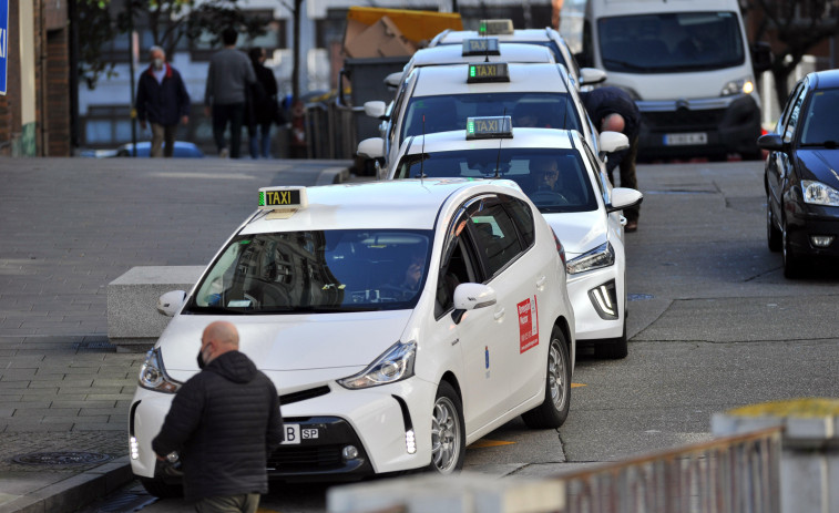 Las ayudas del bono-taxi para personas con movilidad reducida llegarán a 245 ciudadanos