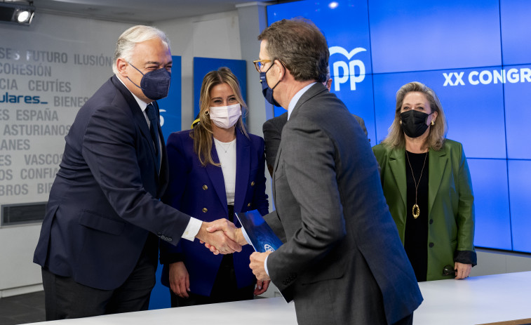 Feijóo se convierte en candidato único para presidir el PP en lugar de Casado