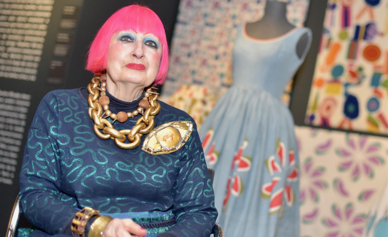 Zandra Rhodes: “Estar junto a Warhol y Picasso... ¿quién se podría quejar?”