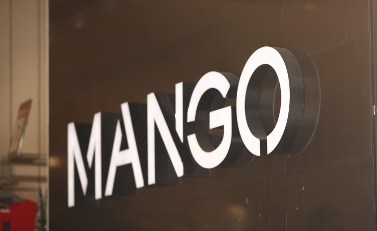 La tienda Mango de Marineda City estrena su línea de moda infantil