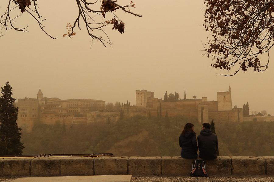 Siete claves para entender el extraordinario episodio de calima en España