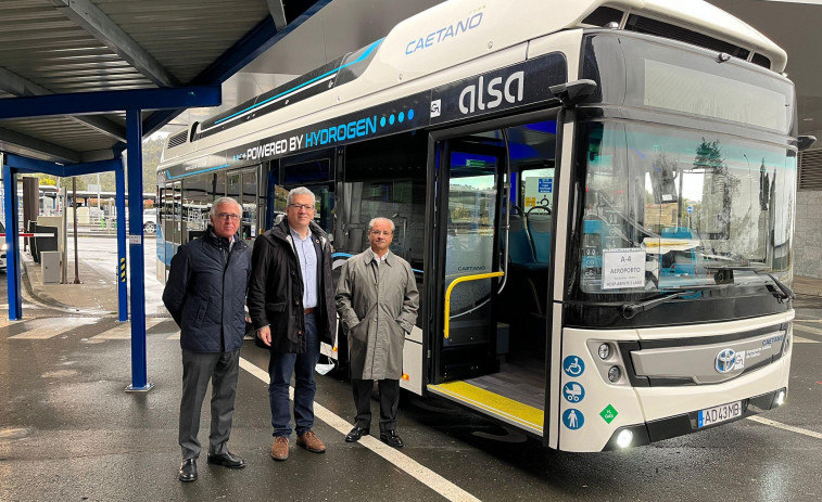 Prueba en A coruña del primer autobús de hidrógeno renovable