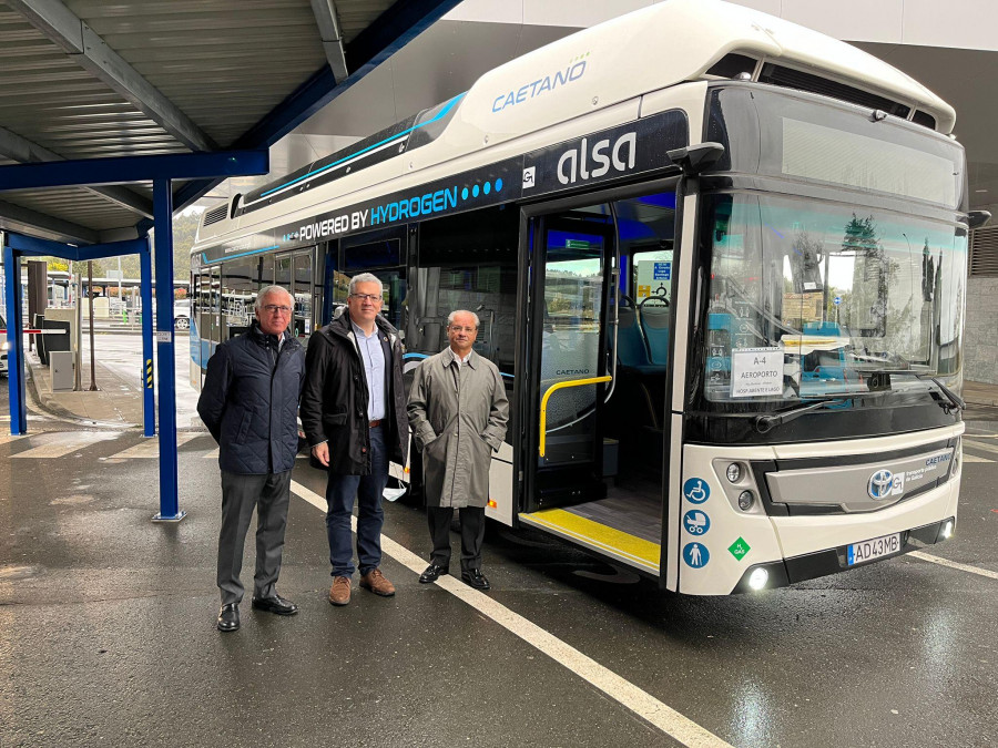 Prueba en A coruña del primer autobús de hidrógeno renovable