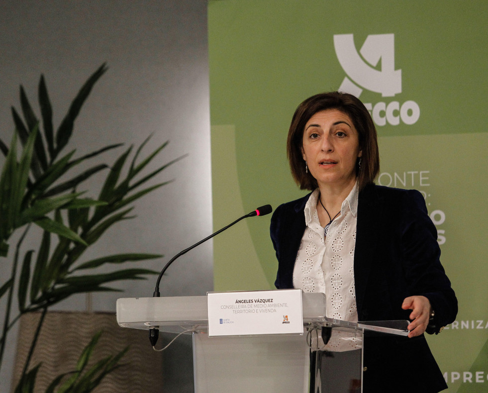 Ángeles Vázquez